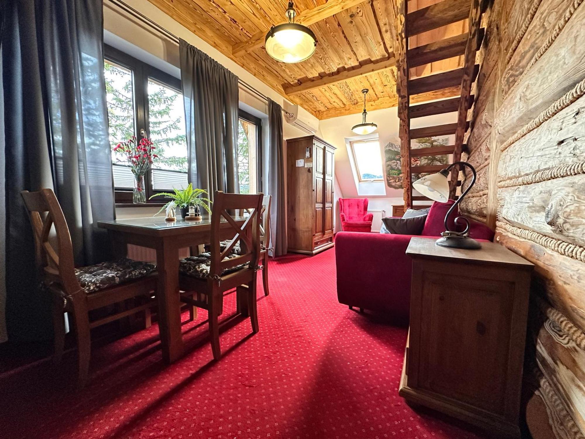 Apartamenty Z Widokiem Na Tatry Cztery Pory Roku Koscielisko Exterior photo