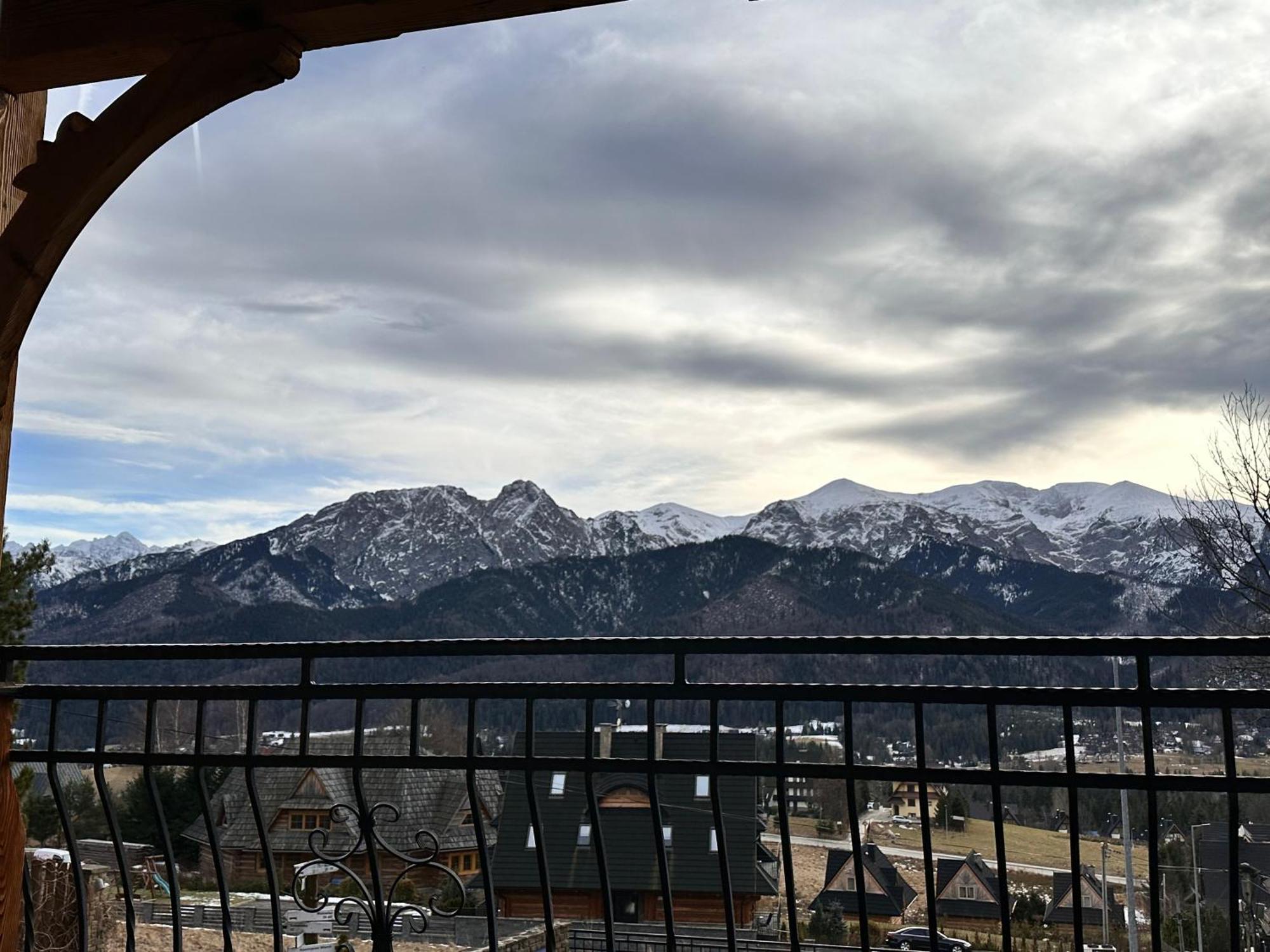 Apartamenty Z Widokiem Na Tatry Cztery Pory Roku Koscielisko Exterior photo